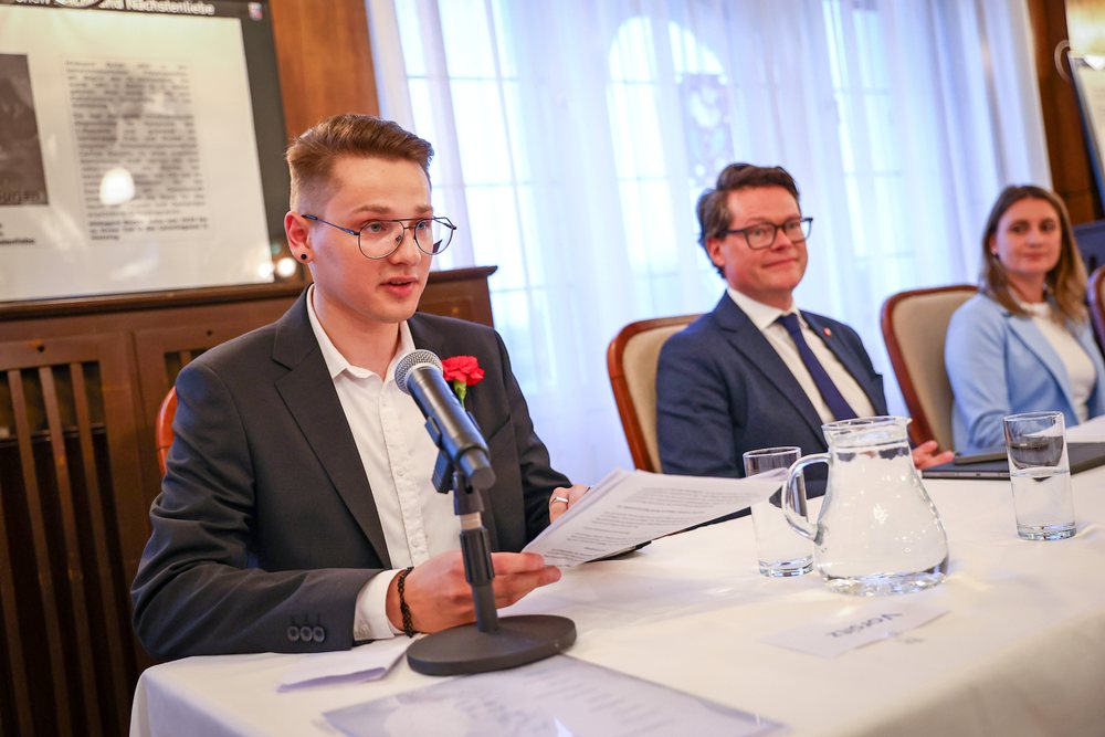 Juraj Veres während seiner Sitzungsführung als Vorsitzender-Stellvertreter © Rene Wallentin