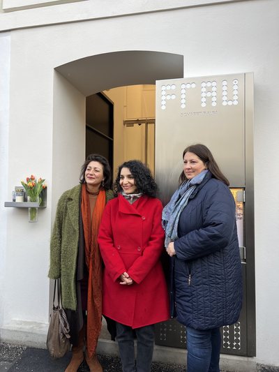 „FRAU* schafft Raum“  feministischen Kunstraum 
Ein Projekt gegen Gewalt an Frauen* und Femizide setzt.