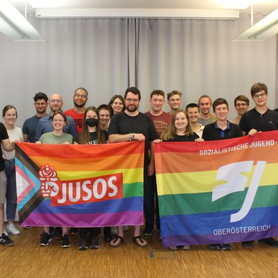 Ein Foto der SJ Oberösterreich gemeinsam mit Genoss*innen der JUSOS Sachsen.